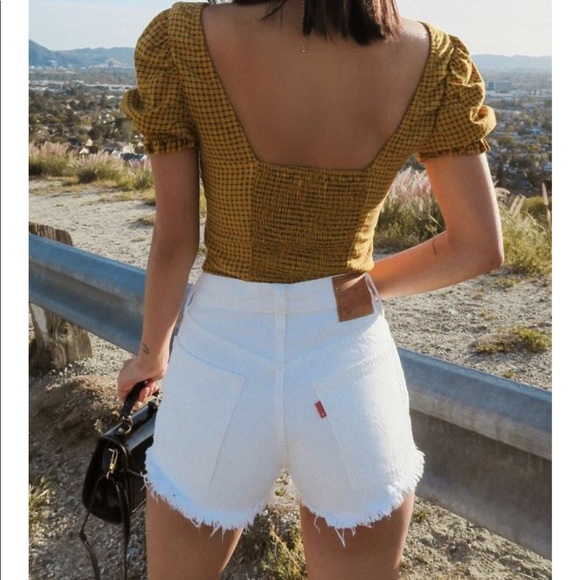 ✨Last1  NWT Levi’s 501 High Rise white Jean Shorts - Picture 4 of 7